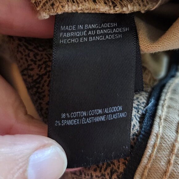 Kenneth Cole Reaction khaki cargo shorts size 36 - Picture 8 of 8